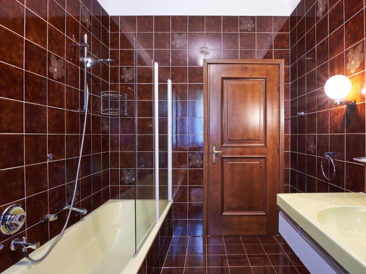 Apartment Laghetto By Interhome Carlazzo Εξωτερικό φωτογραφία